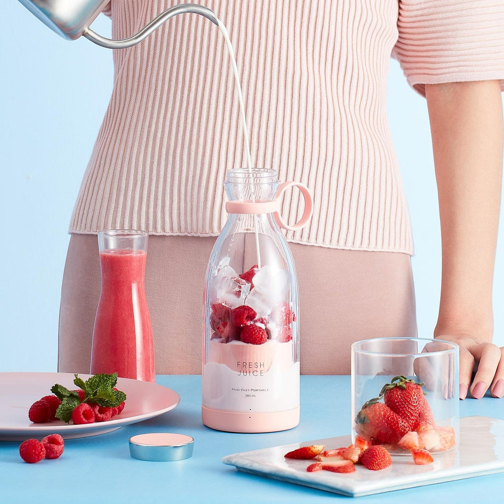 Portable Blender Bottle — Fresh Smoothies On the Go, Anytime